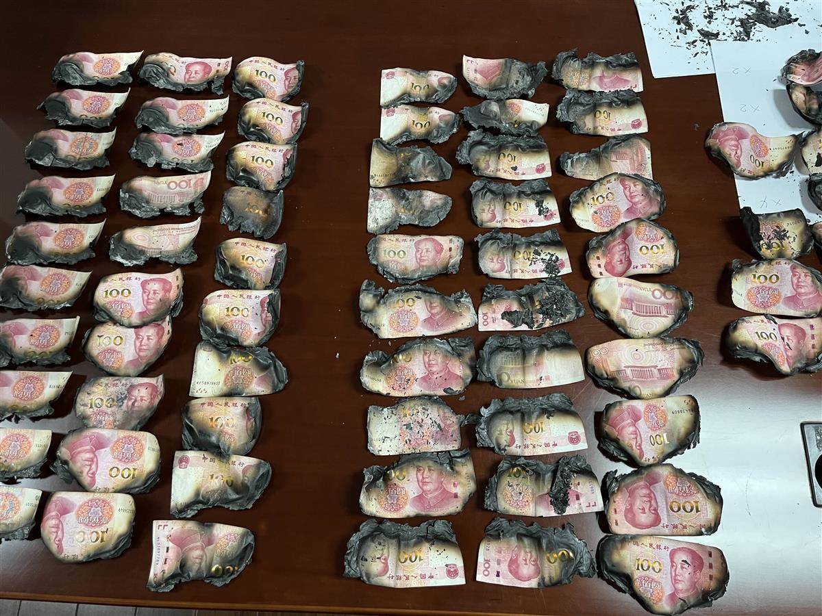 孩子玩火烧毁人民币<strong></p>
<p>火币官网</strong>，银行帮忙兑换29200元