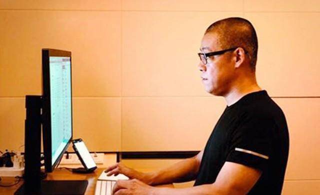 比特币首富李笑来<strong></p>
<p>比特币交易平台</strong>，用10万枚比特币套现135亿，称比特币是割韭菜