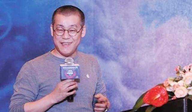 比特币首富李笑来<strong></p>
<p>比特币交易平台</strong>，用10万枚比特币套现135亿，称比特币是割韭菜
