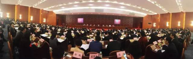 高能<strong></p>
<p>南方大数据100指数基金</strong>！广州金融即将登陆世界三大湾区