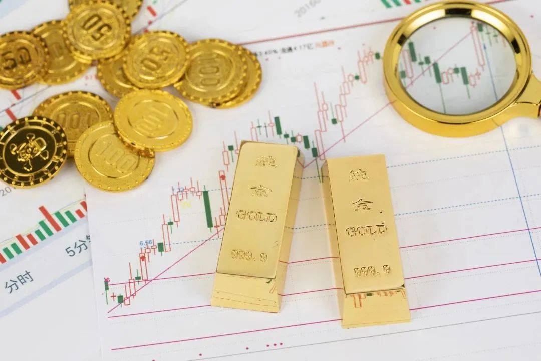 金价飙涨<strong></p>
<p>今日贵金属交易暂停</strong>！多家银行仍然暂停账户黄金交易！专家：重启的可能性极小