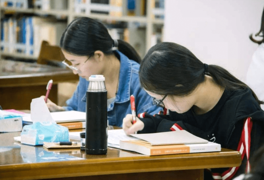 如何获取最新考研调剂信息<strong></p>
<p>贵金属信息如何获取</strong>？