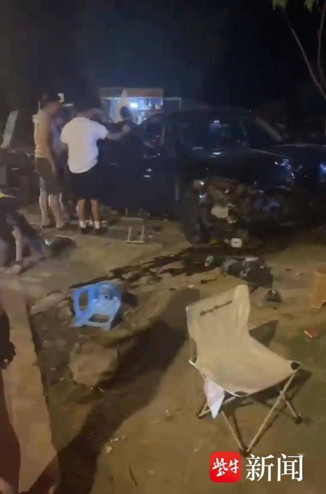 江苏苏州一男子炫车技失控撞上烧烤摊<strong></p>
<p>花都贵金属回收店</strong>！二审宣判