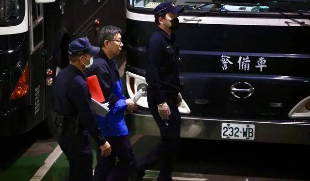 柯文哲遭延押2个月<strong></p>
<p>花都贵金属回收店</strong>，在野阵营批赖清德“扫黑肃贪”实为整肃异己