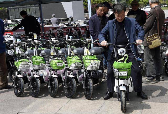 潮声丨新国标<strong></p>
<p>花都贵金属回收店</strong>，管得住狂奔的“小电驴”吗？