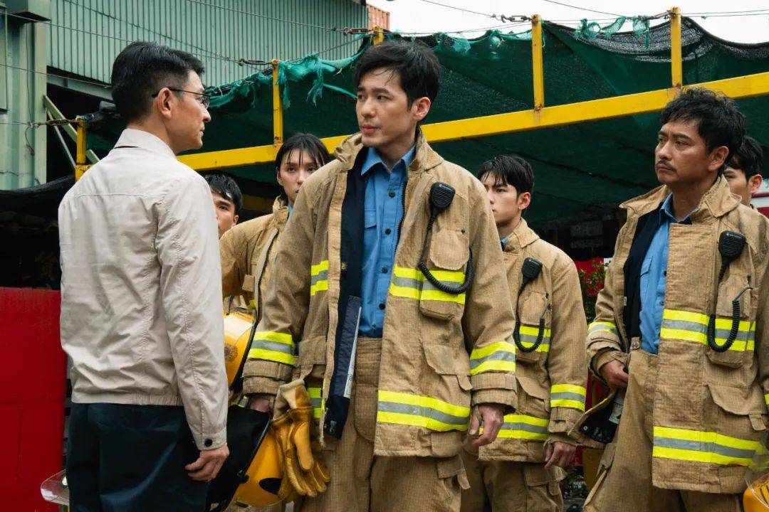 《焚城》上映<strong></p>
<p>贵金属集美区</strong>，围观24小时倒计时下的众生百态丨Weekly