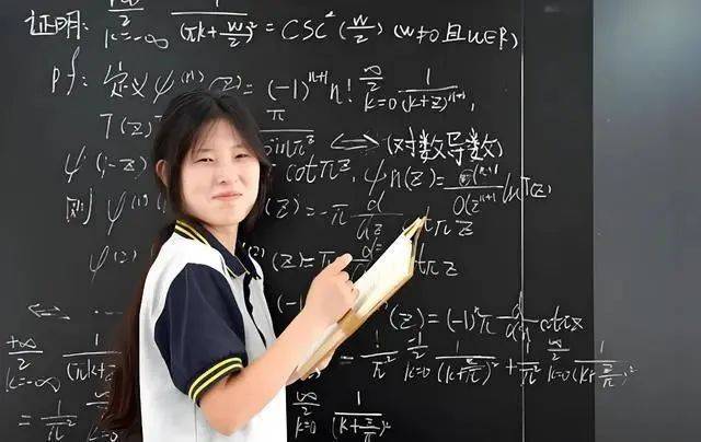 零度时评丨“天才少女”姜萍落幕<strong></p>
<p>贵金属</strong>，普通人姜萍未完待续