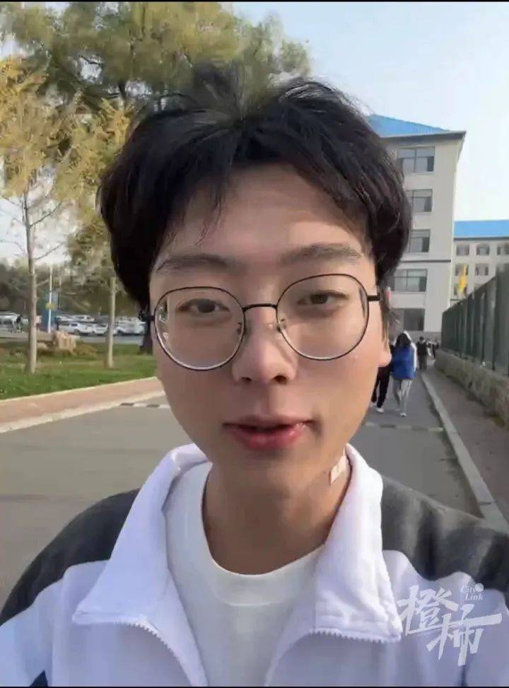家人先后生病<strong></p>
<p>钯金行情</strong>，河南一高校学生为补贴家用疑似被骗到缅甸
