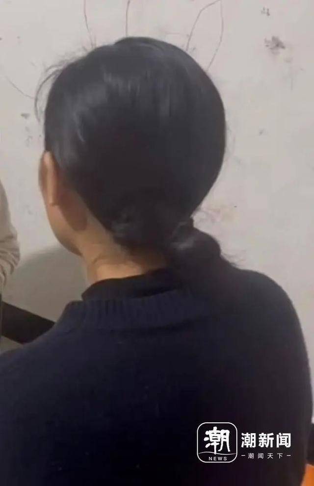 “8个瑞士卷怎么分”当事人回应了！非摆拍<strong></p>
<p>钯金行情</strong>，当时夫妻俩正闹口角，占用公共资源很抱歉
