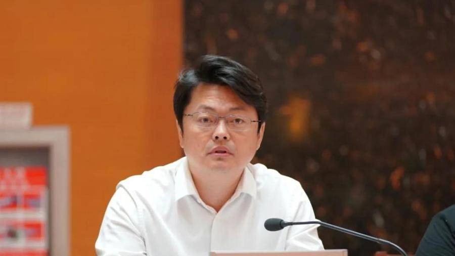 北京拟提名两位区长人选<strong></p>
<p>btc官网</strong>，有一位“80后”