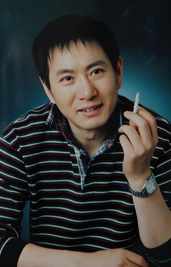 “坏人专业户”姚刚：一生无妻无子<strong></p>
<p>btc下载</strong>，如今53岁在千万豪宅一个人住