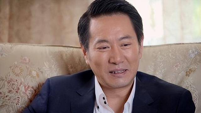 “坏人专业户”姚刚：一生无妻无子<strong></p>
<p>btc下载</strong>，如今53岁在千万豪宅一个人住