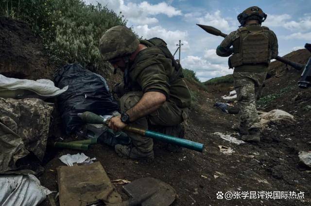 泽连斯基惹下大祸<strong></p>
<p>btcapi</strong>，找中国帮忙前，放低身段主动给中国“脱罪”