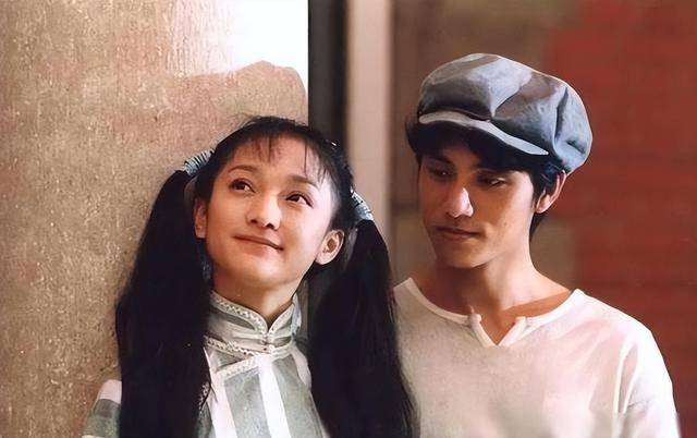 陈坤的儿子已成年<strong></p>
<p>btc汇率</strong>，容貌开始显现母亲的基因，像谁可以认得出吗？
