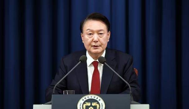 法院下达“最后通牒”<strong></p>
<p>btc实时</strong>，连抓人带抄家，尹锡悦还能垂死挣扎一下？