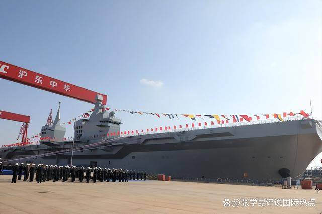 解放军最新战舰亮相<strong></p>
<p>btc走势图</strong>，又是一个“全球第一”，为“台独”量身定做