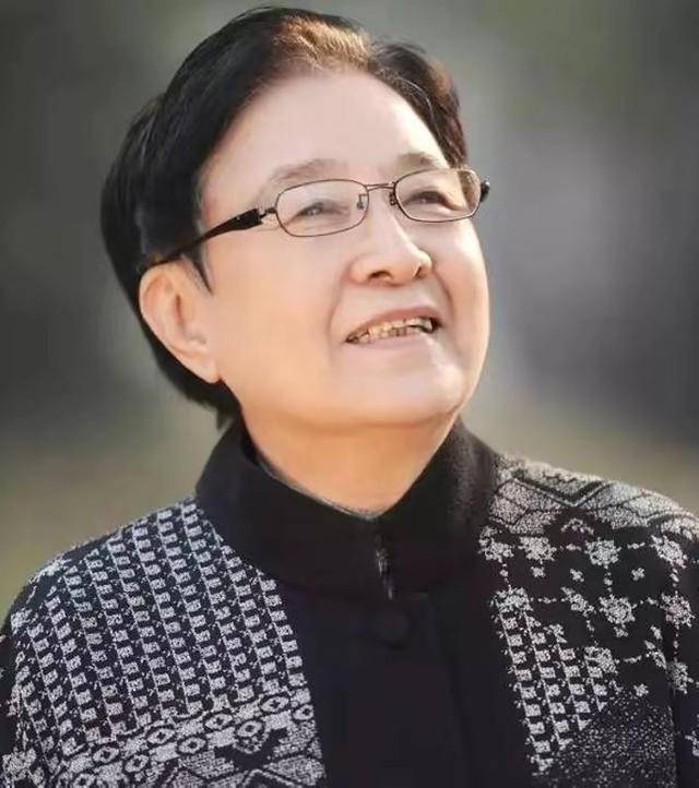 “音乐教母”谷建芬：晚年丧夫丧女<strong></p>
<p>btc走势图</strong>，那英孙楠让年迈的她老有所依