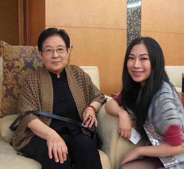 “音乐教母”谷建芬：晚年丧夫丧女<strong></p>
<p>btc走势图</strong>，那英孙楠让年迈的她老有所依