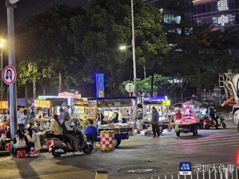 深圳一商圈50米40多个摊位<strong></p>
<p>btc走势图</strong>，还摆上机动车道！街道办：清理整治劝导