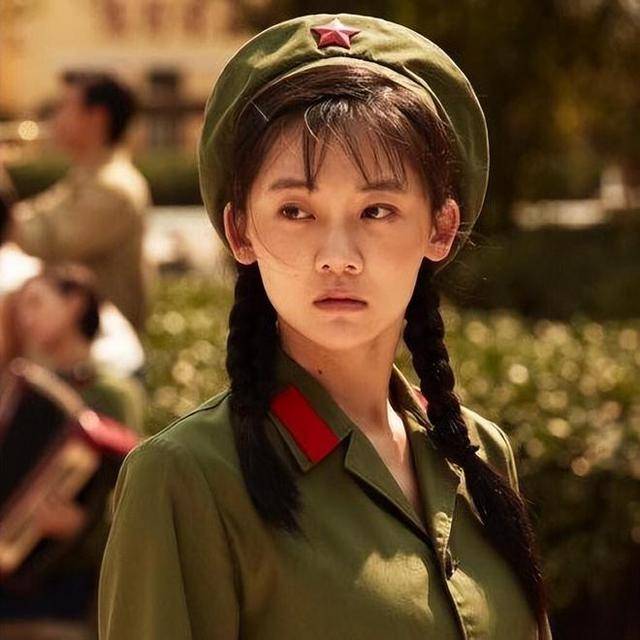 冯小刚直言：她太能装了<strong></p>
<p>btc走势图</strong>，永远红不了，就更别提拿奖了
