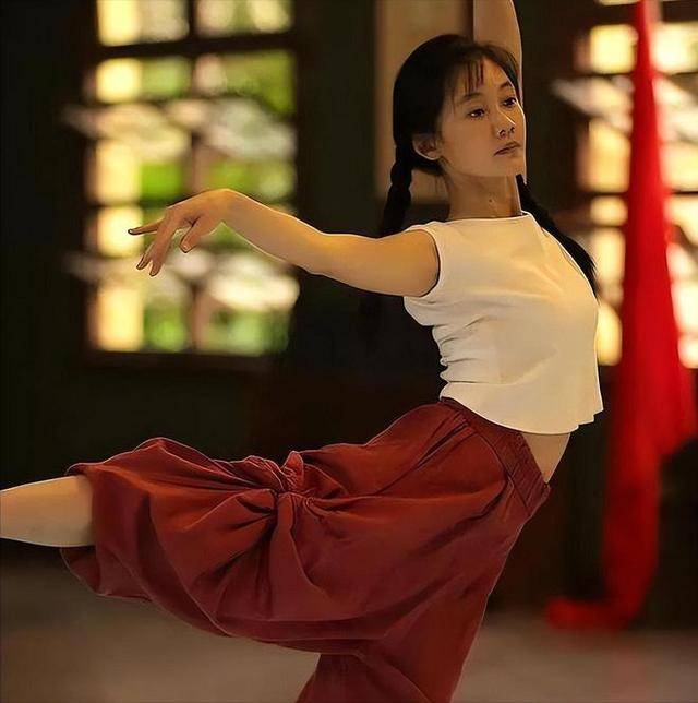 冯小刚直言：她太能装了<strong></p>
<p>btc走势图</strong>，永远红不了，就更别提拿奖了