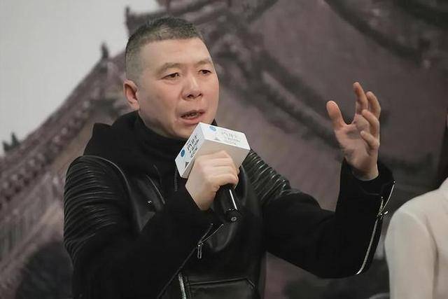 冯小刚直言：她太能装了<strong></p>
<p>btc走势图</strong>，永远红不了，就更别提拿奖了