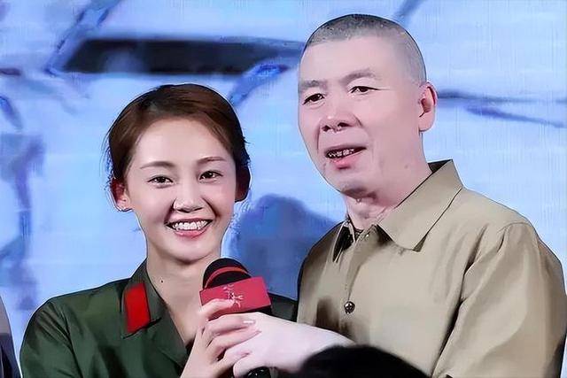 冯小刚直言：她太能装了<strong></p>
<p>btc走势图</strong>，永远红不了，就更别提拿奖了