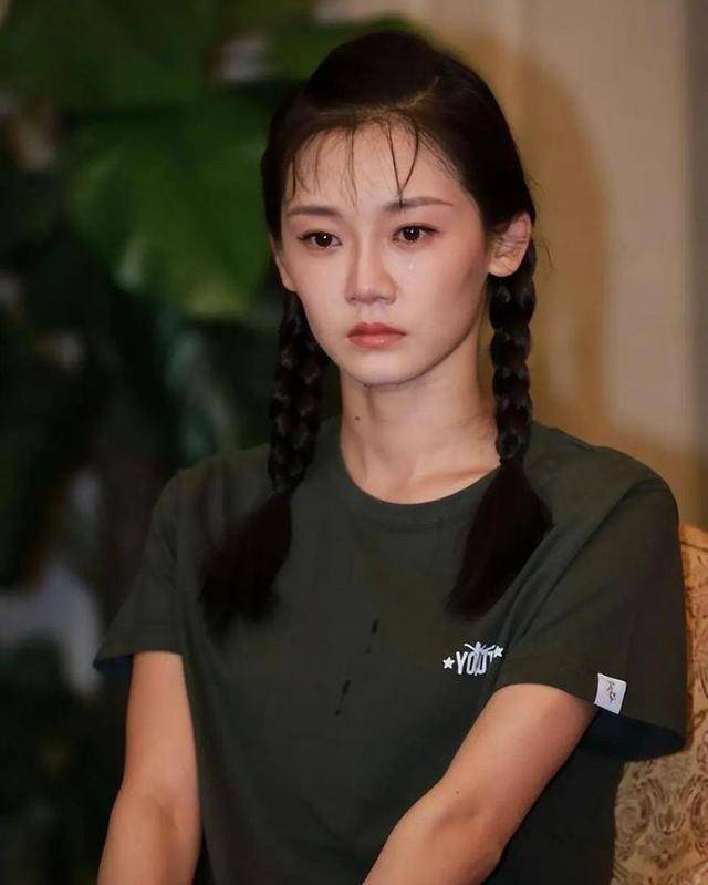 冯小刚直言：她太能装了<strong></p>
<p>btc走势图</strong>，永远红不了，就更别提拿奖了