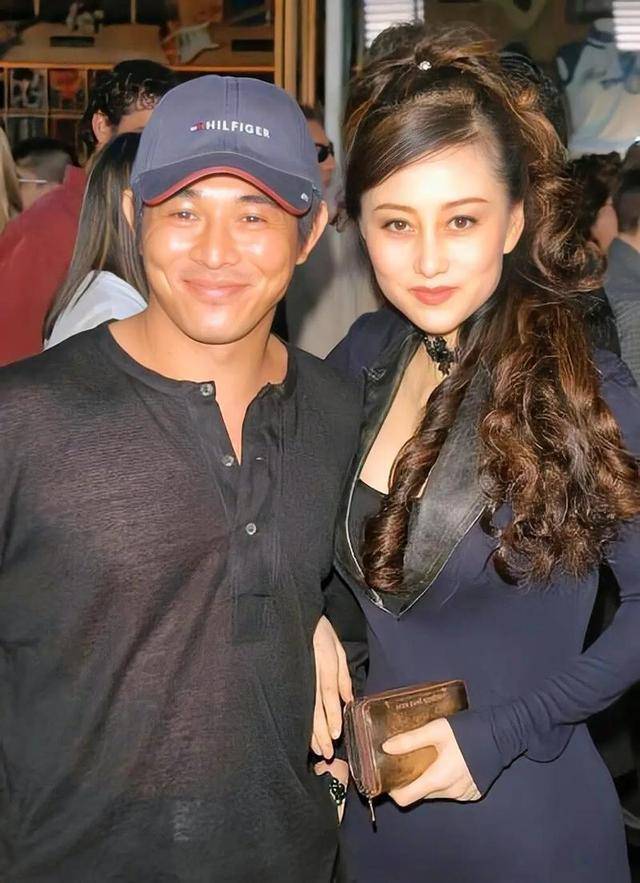 李连杰:后事一切从简<strong></p>
<p>btc挖矿机</strong>，不用立碑也不用办丧事，树葬海葬都可以