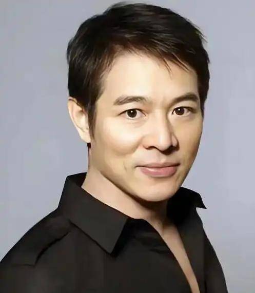 李连杰:后事一切从简<strong></p>
<p>btc挖矿机</strong>，不用立碑也不用办丧事，树葬海葬都可以