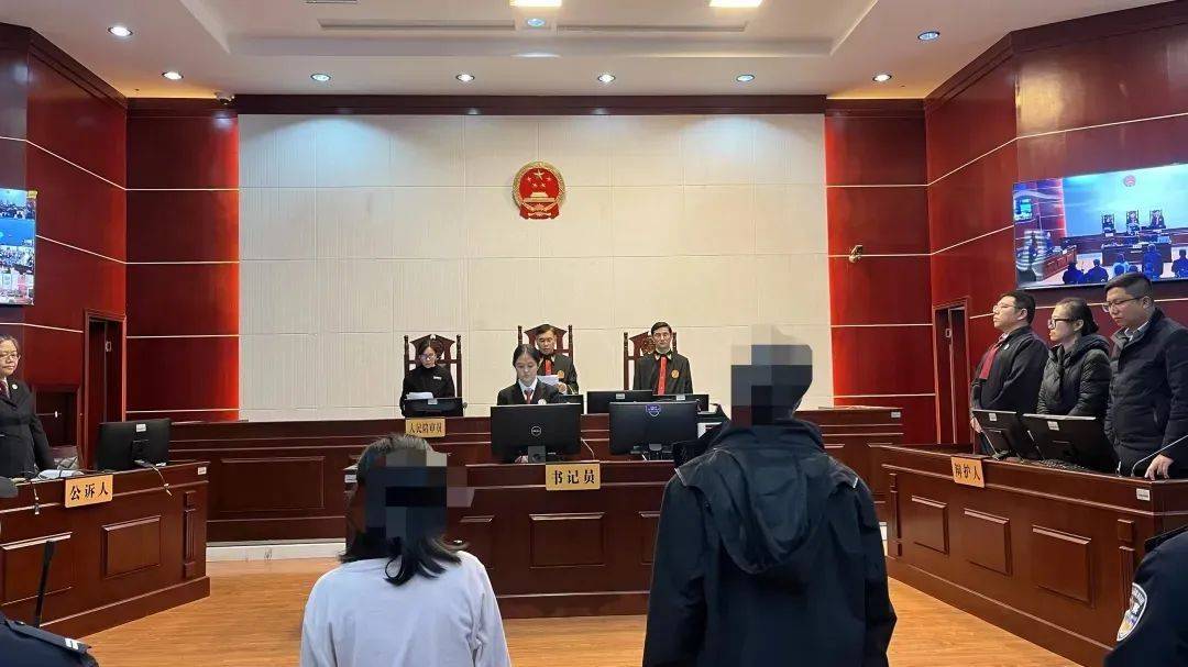 陈某某<strong></p>
<p>btc暴跌</strong>，被判4年！她与医院院长保持不正当男女关系，拿下1.5亿元项目