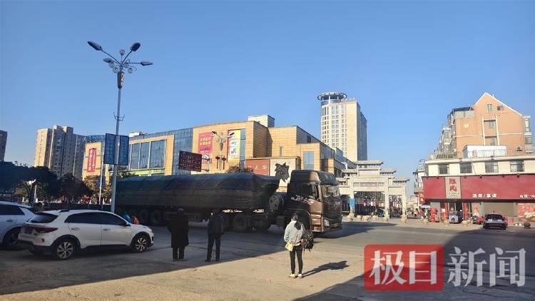 “没料到政府宁可多花钱让公路改道”<strong></p>
<p>btc兑换</strong>，江西“最强钉子户”独守孤房