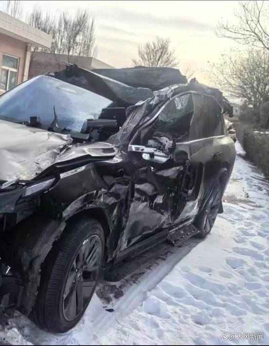 两个安全气囊都没弹开？男子驾“理想”追尾铲雪车<strong></p>
<p>btc挖矿设置</strong>，颅骨骨折当场昏迷