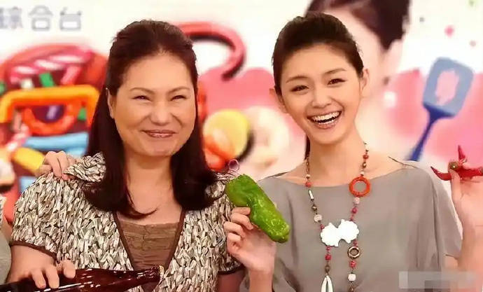 S妈回应抚养权和遗产官司 直言死<strong></p>
<p>btc地址</strong>了一个孝顺女儿心痛不已