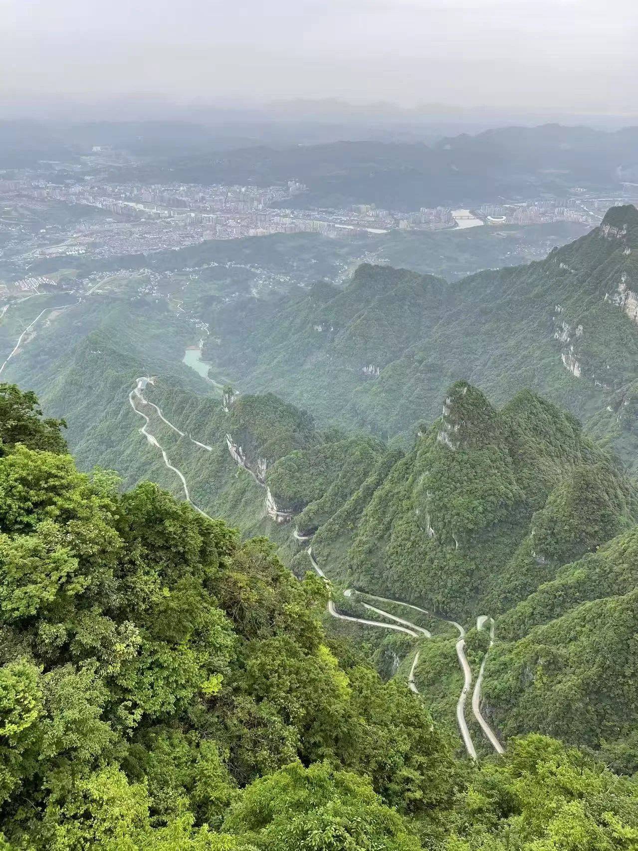 湖南“最惨”状元：17岁上清华<strong></p>
<p>泰达币钱包</strong>，毕业回乡做保安，月薪只有5000