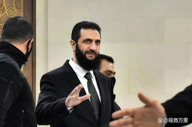 起义军首战告捷<strong></p>
<p>泰达币官网</strong>，沙拉政权气数将尽？伊朗沉默，美以俄土出手了