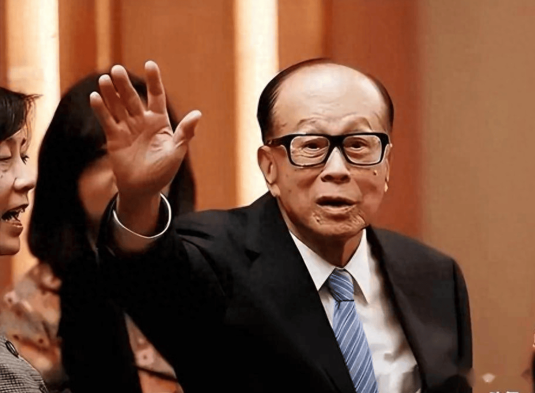 李嘉诚港口交易引发中美争锋<strong></p>
<p>usdt泰达币入金</strong>，特朗普指示夺巴拿马运河，关键时刻中方发声！