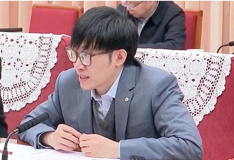 DeepSeek创始人梁文锋首登全球富豪榜<strong></p>
<p>泰达币当前价格</strong>！好友称其低调