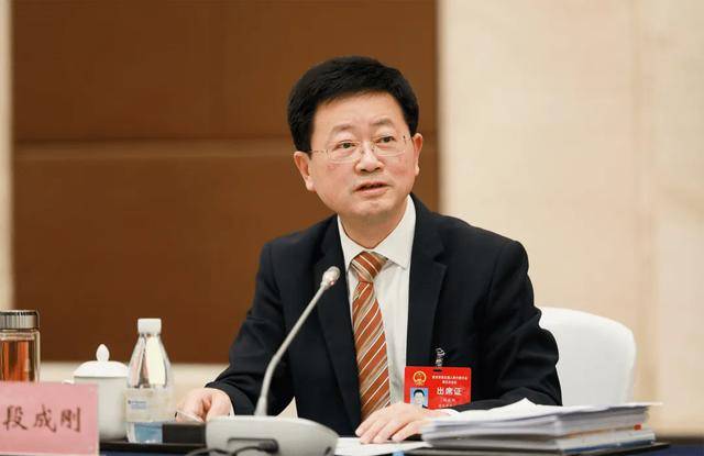 重庆：坚决拥护党中央决定<strong></p>
<p>泰达币提款地址</strong>，深刻汲取教训