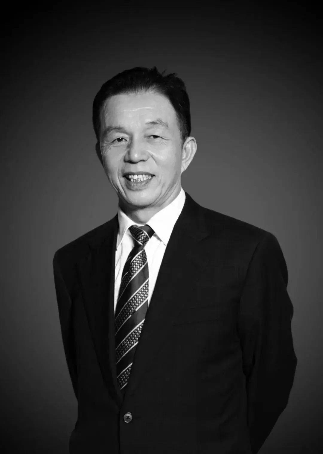 著名企业官网变黑白<strong></p>
<p>usdt充值</strong>！凌晨讣告：创始人病逝