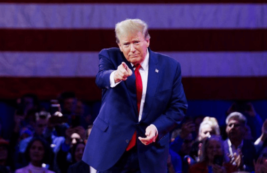 共和党人集体“倒戈”?特朗普遭遇重大噩耗<strong></p>
<p>usdt兑换</strong>,30天内恐被弹劾下台 