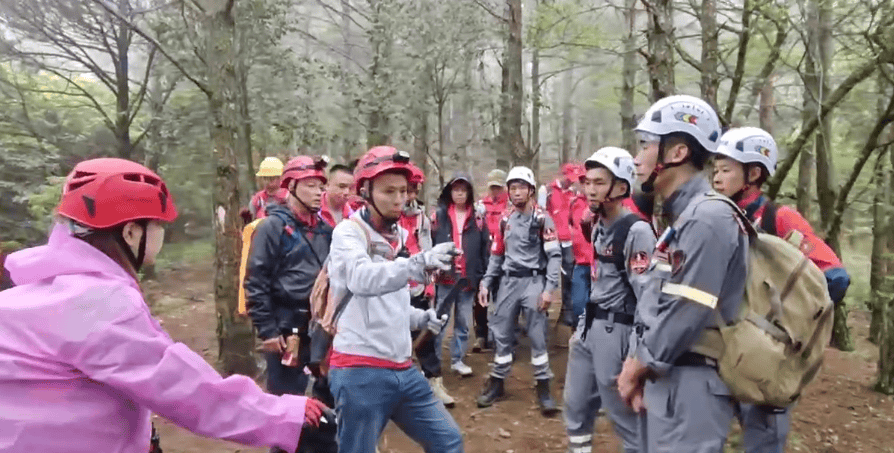 8岁男孩失联超90小时<strong></p>
<p>usdt搬砖</strong>，福建及国内多支救援队齐聚石谷解！正以目击者线索形成搜救圈