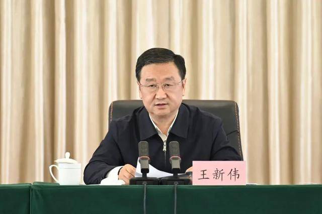 辽宁省省长进京<strong></p>
<p>eth走势</strong>，与兵器工业集团开展工作会商