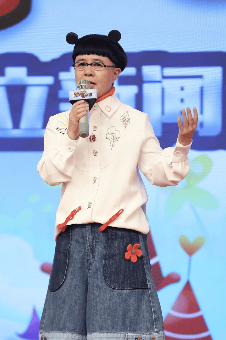 金龟子母女直播引热议<strong></p>
<p>usdt行情</strong>，女儿1分钟视频报价15万