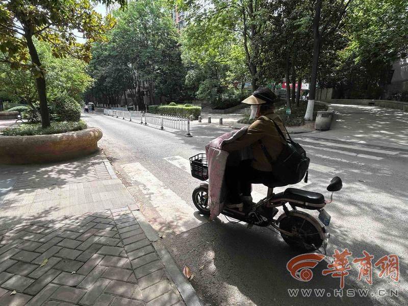 西安14岁初中生骑车回家在小区被撞 孩子说肇事司机下车看<strong></p>
<p>usdt通道</strong>了看就离开