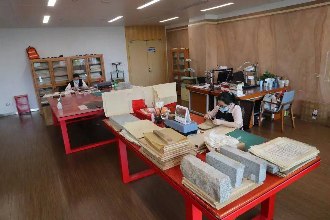 “冷板凳”一坐18年<strong></p>
<p>USDT手机钱包</strong>！41岁厦门女子：要一直坐下去