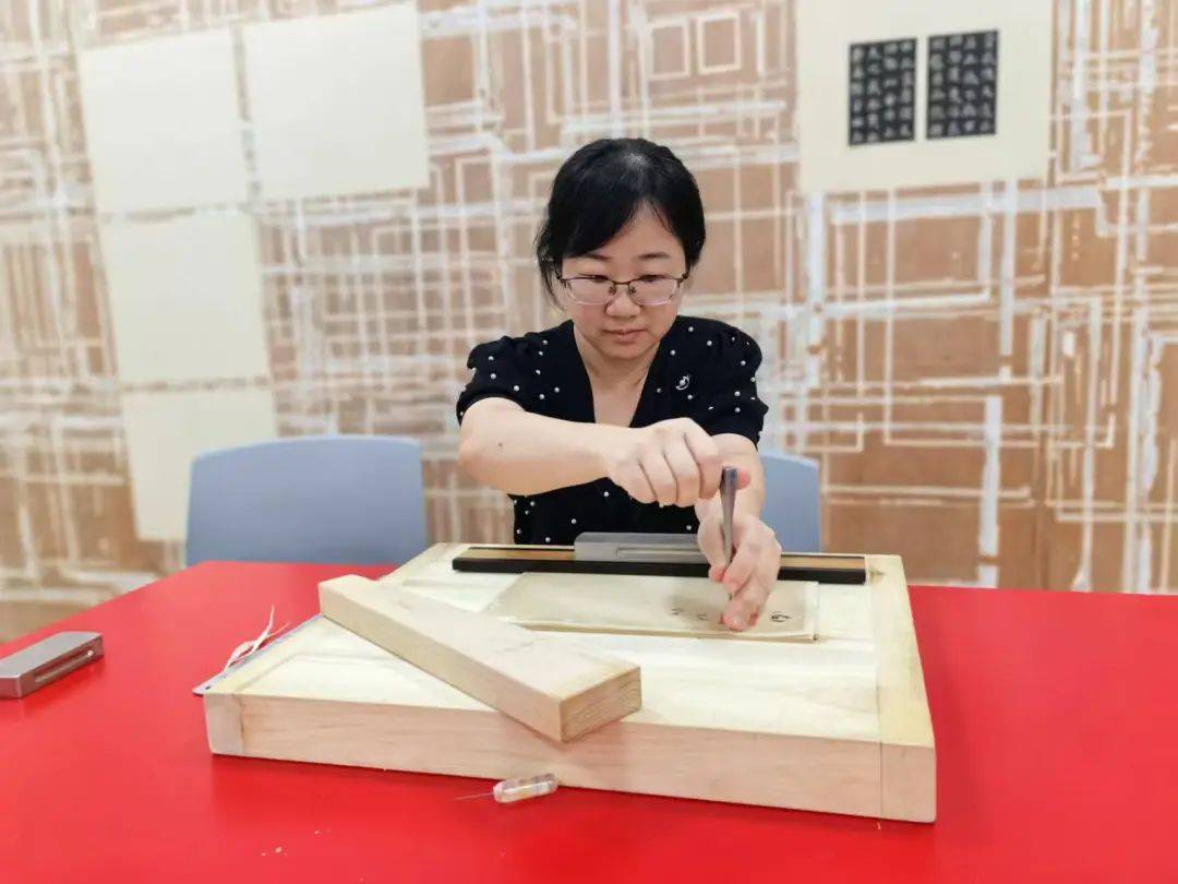 “冷板凳”一坐18年<strong></p>
<p>USDT手机钱包</strong>！41岁厦门女子：要一直坐下去