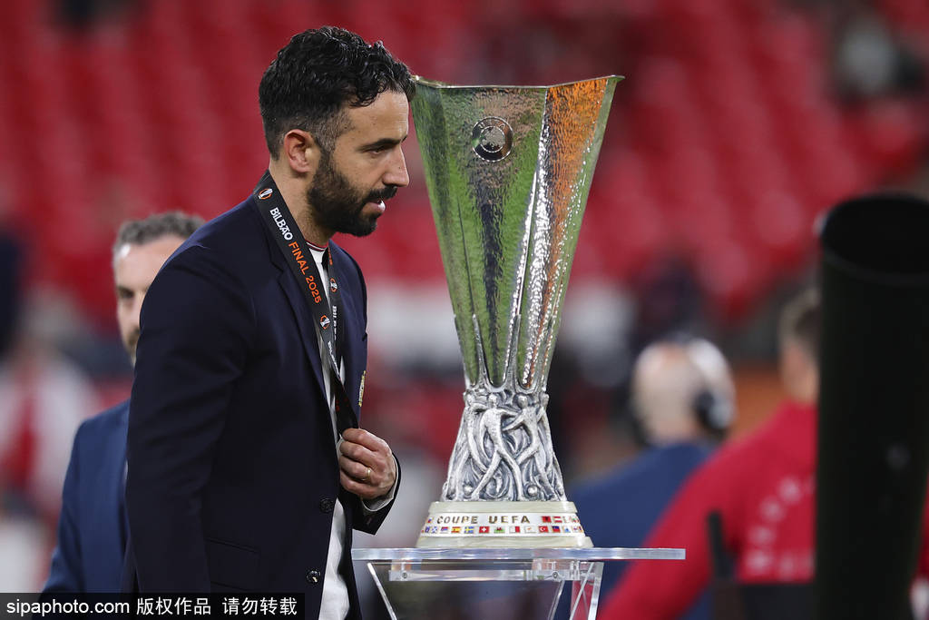 失败赛季<strong></p>
<p>usdt增发</strong>！曼联英超第16+欧联亚军 阿莫林:我仍是合适人选