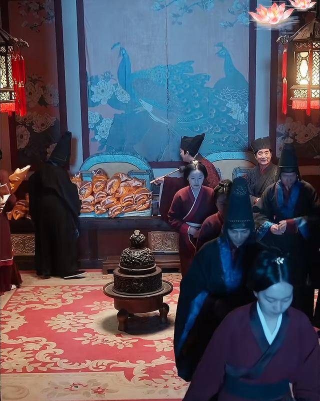 “一胎生99子”<strong></p>
<p>usdt变现</strong>？恶意审丑是对观众的“电子投毒”丨中听