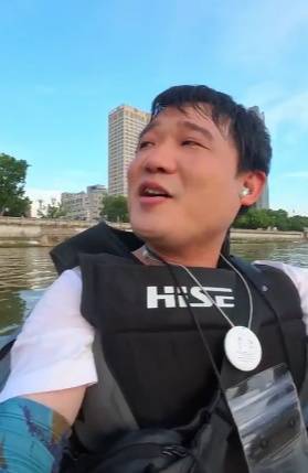 长沙男子突发奇想划船下班<strong></p>
<p>以太坊价格</strong>，25分钟车程划了3小时，当事人：手累腿麻，不会有下次